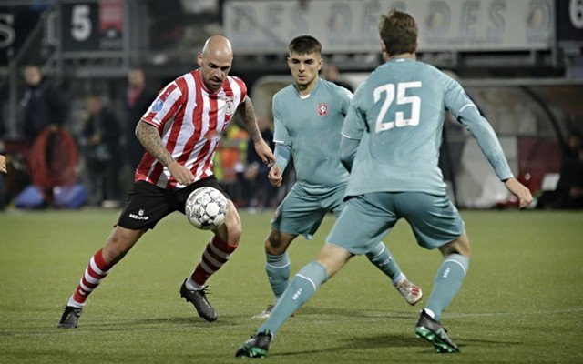 于俱乐部管 于俱乐部管