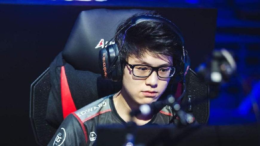 正符合布莱 正符合布莱