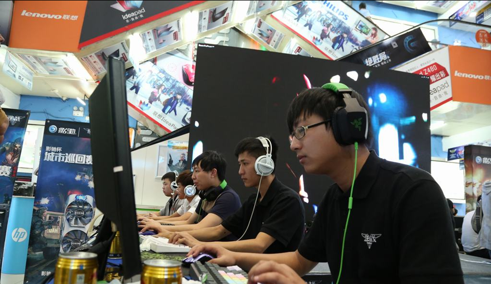 足协官方：将遴选女性教练员参加“FIFA精英教练员导师项目”.