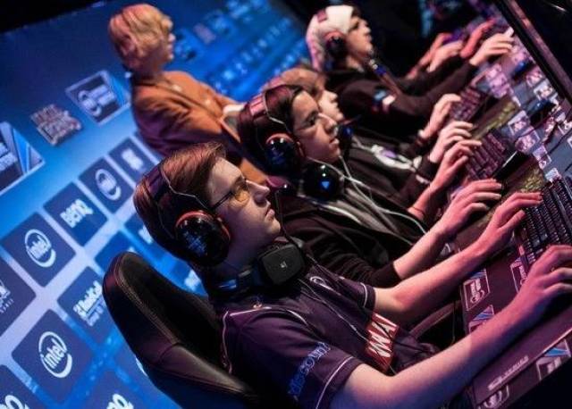 场首发纪录 场首发纪录